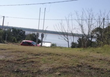 TERRENOS AL RIO EN BARRIO PRIVADO 