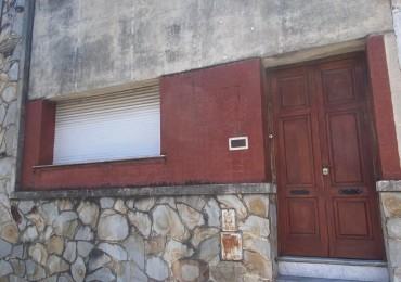 CASA A RECICLAR CALLE VILLAGUAY 